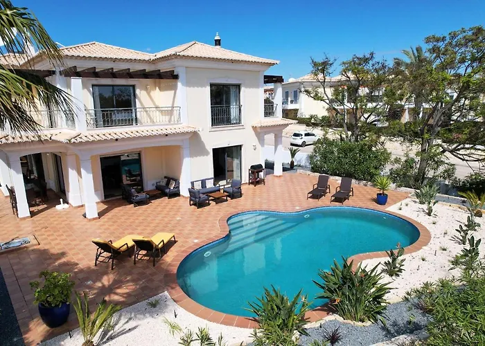 802 Villa Minamar