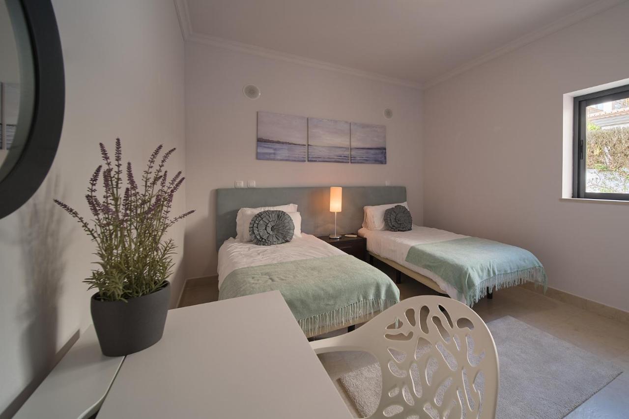802 Minamar Lagos